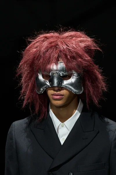 Look 69